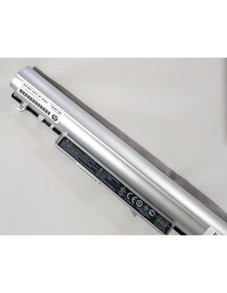 HP LA03 - 4 Cell LA04 HP original Laptop Notebook Battery--MPN: LA04 - Image 3